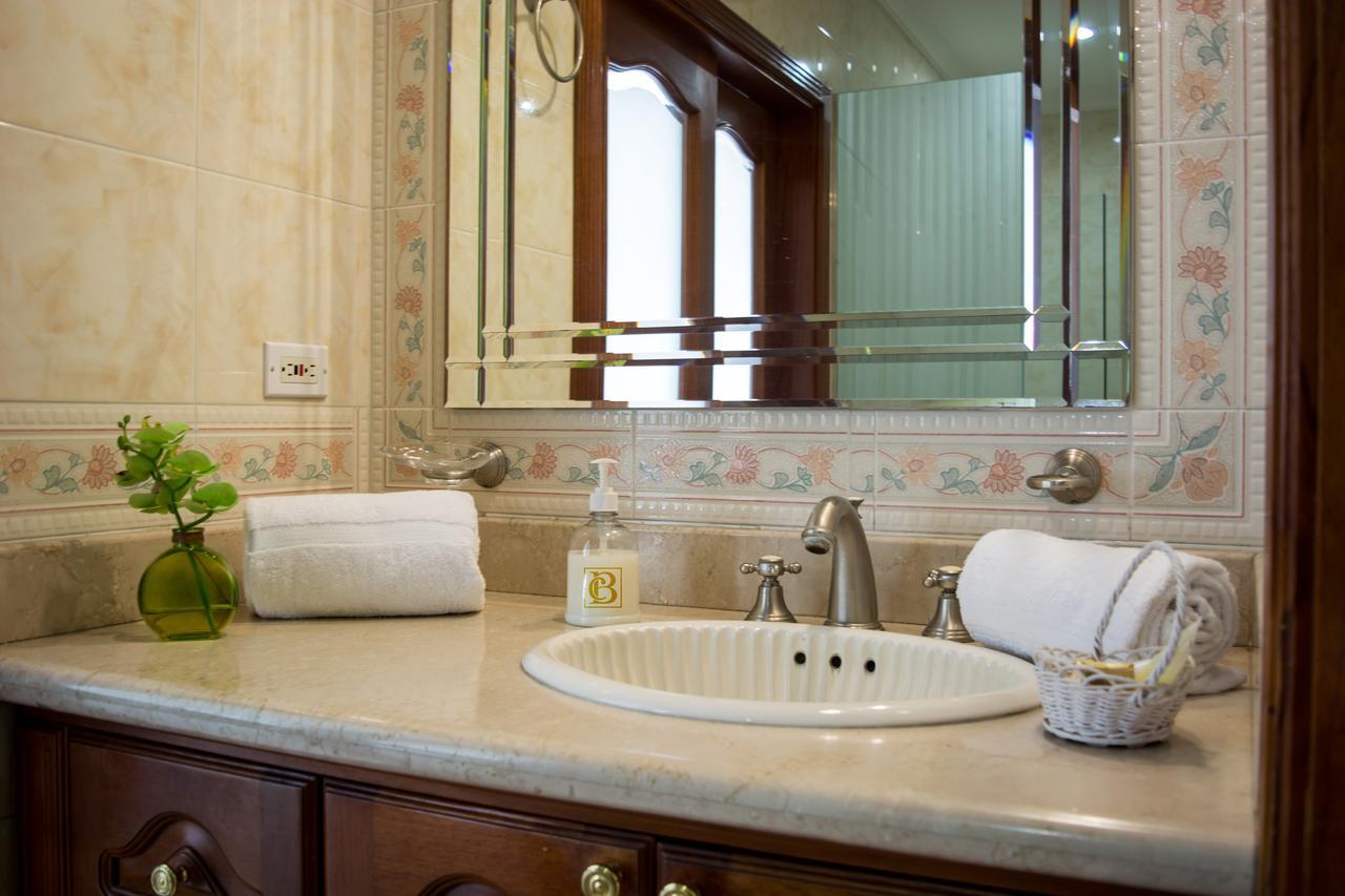 Casa Bella Suites カリ エクステリア 写真